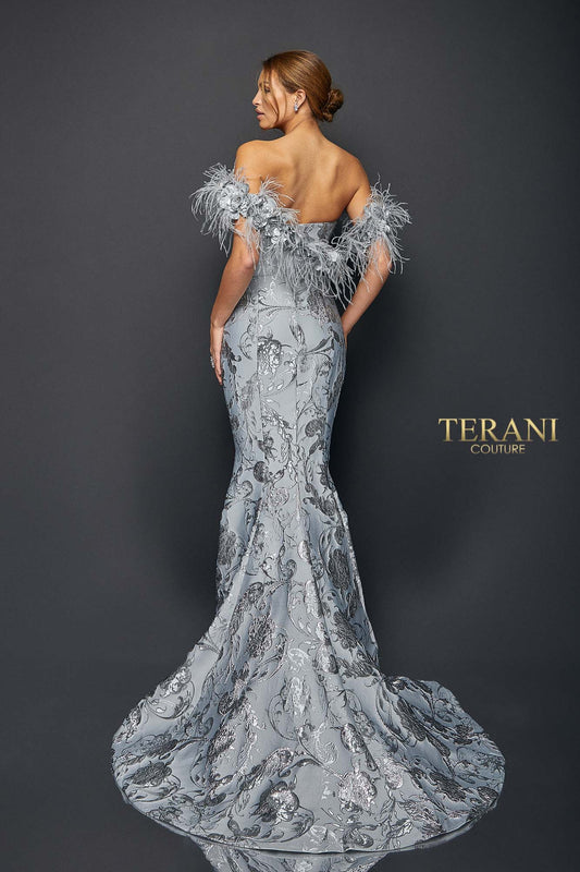 Striking Flower And Feather Strapless Evening Gown - 1921E0136