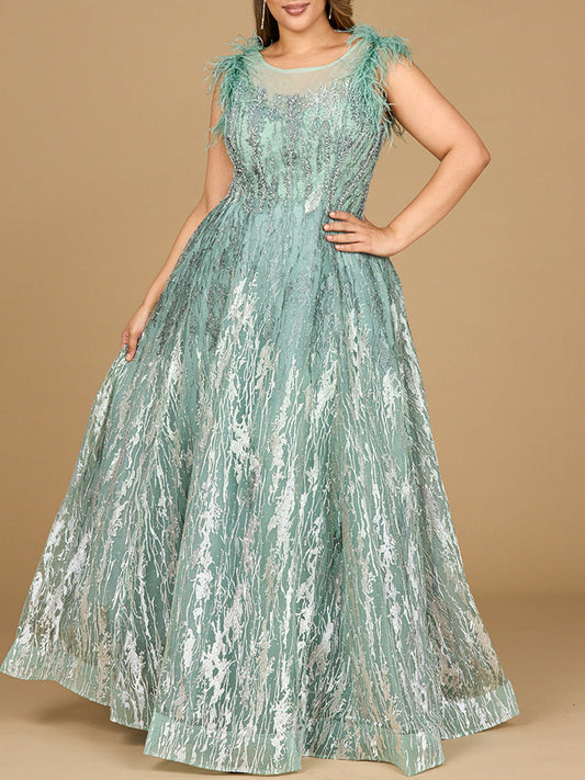 Vestido de baile de encaje con mangas casquillo de plumas