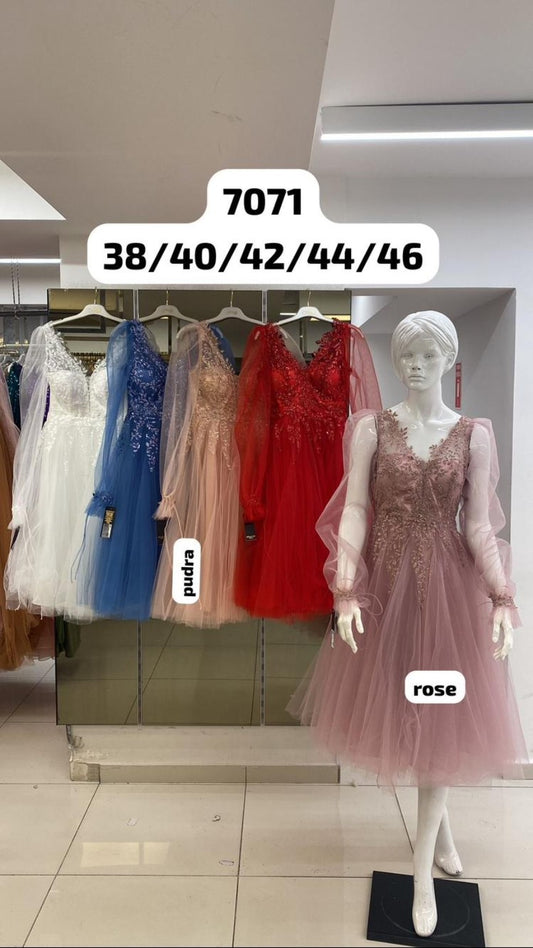 Belameur Gift Dress style 7071 – unbranded embellished tulle formal gown